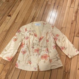 Vintage Pale Yellow Floral Blazer